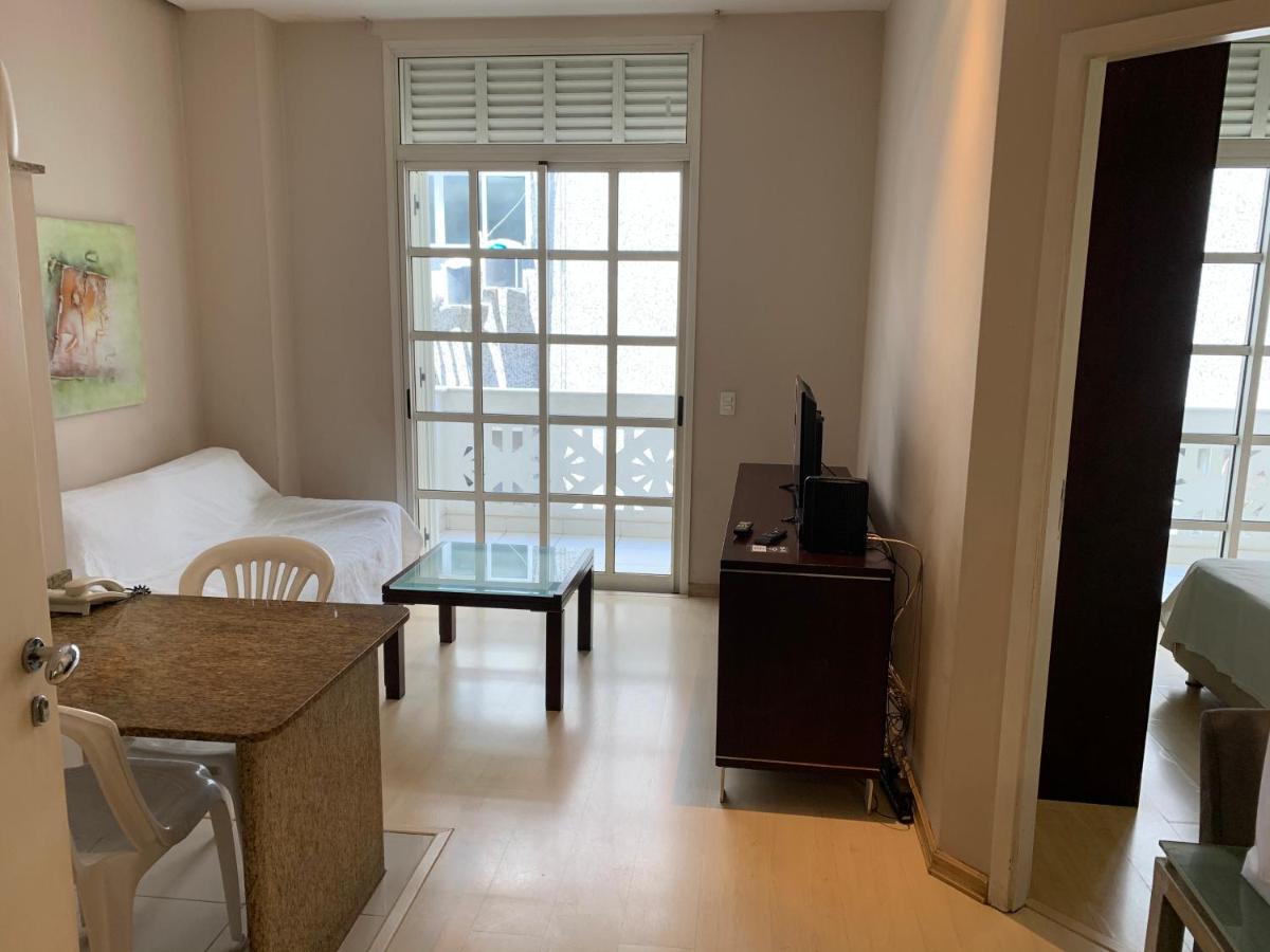 Apartamento Residencial Com Serviços 45 Metros Decorado Com Sala, Suíte, Cozinha Quadra Da Praia De Copacabana Río de Janeiro